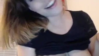 Busty camgirl showing off