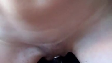 Dildoing cunt in the car
